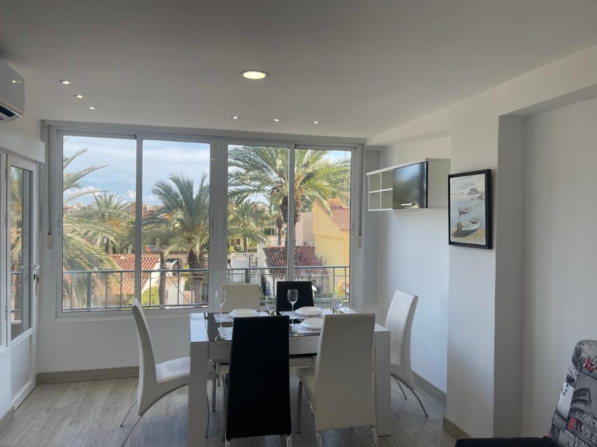 Nice Apartment Near The Sea Torrevieja Exterior foto